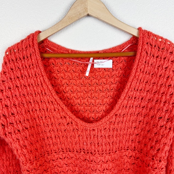 Free People Crashing Waves Orange Knit Oversized Sweater Sz Small - Picture 4 of 6